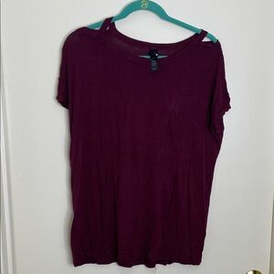 Agnes & Dora Maroon Short Sleeve Tee